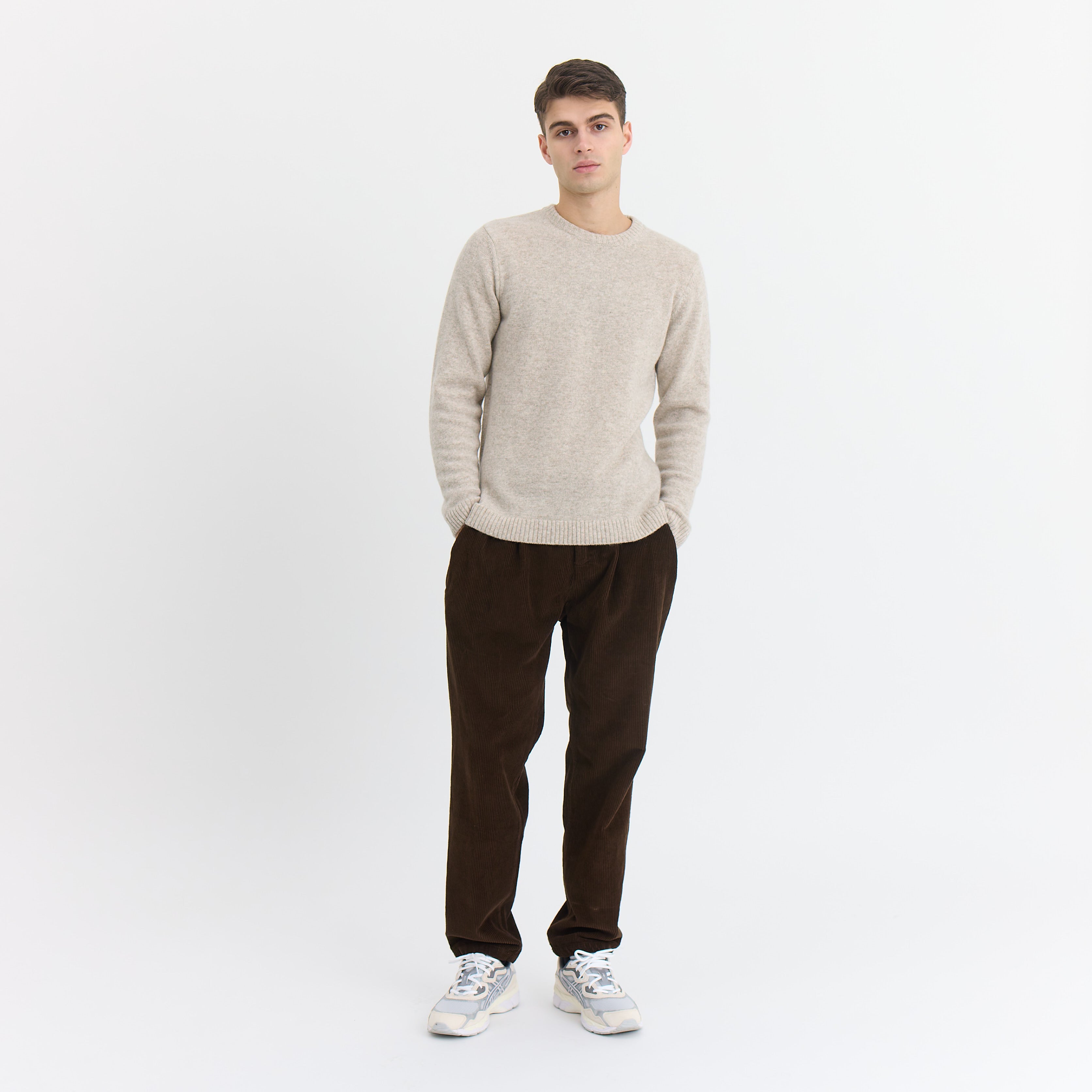ByGarment Makers Franz O-neck Wool Knit Knit 1110 Dark Sand