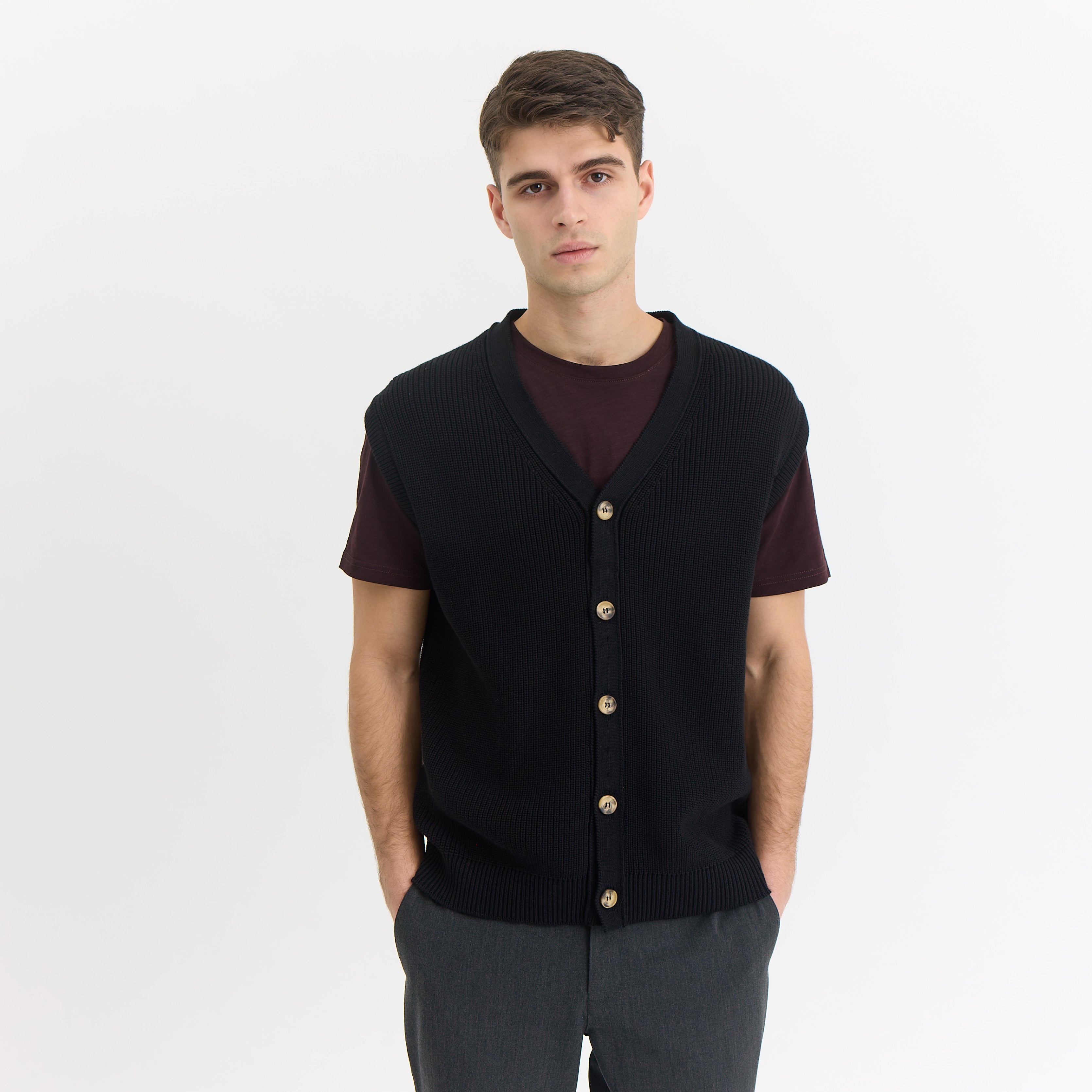 ByGarment Makers Noah Knit Vest Knit 1204 Jet Black